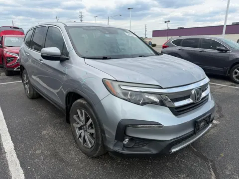 Photos of 2021 Honda Pilot EXL 2WD for sale in Indianapolis, IN at RS Motors
