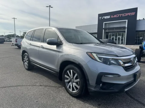 Silver 2021 Honda Pilot EXL 2WD for sale in Indianapolis, IN
