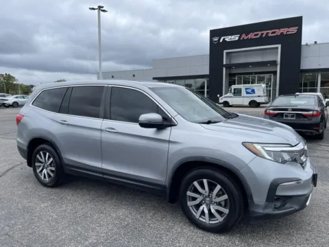 Photos of 2021 Honda Pilot EXL 2WD for sale in Indianapolis, IN at RS Motors