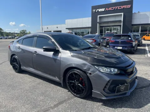 Photos of 2017 Honda Civic Si 4dr Sedan 6M for sale in Indianapolis, IN at RS Motors