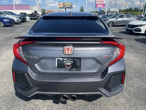 More photos of 2017 Honda Civic Si 4dr Sedan 6M at RS Motors, IN