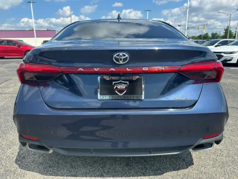 More photos of 2019 Toyota Avalon XLE at RS Motors, IN