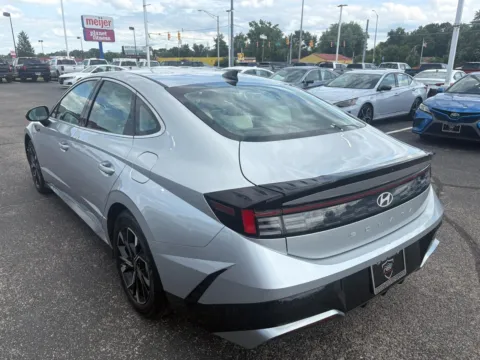 Another view of 2025 Hyundai Sonata SEL for sale in Indianapolis, IN at RS Motors