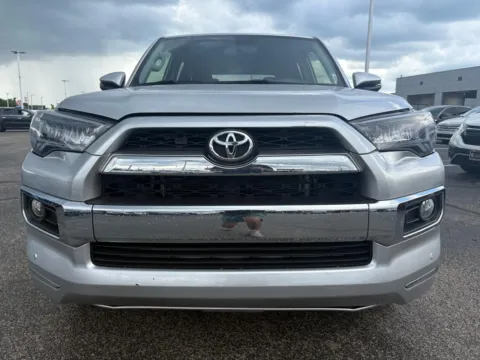 More photos of 2018 Toyota 4Runner Trail 4WD at RS Motors, IN