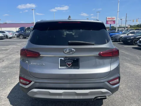 More photos of 2019 Hyundai Santa Fe SEL 2.4 at RS Motors, IN