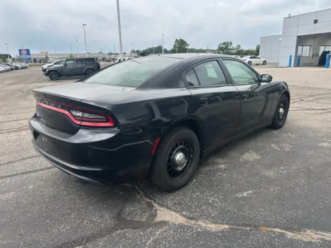 More photos of 2017 Dodge Charger Police at RS Motors, IN