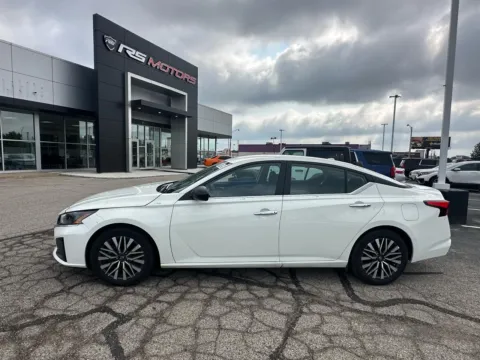 Photos of 2025 Nissan Altima 2.5 SV for sale in Indianapolis, IN at RS Motors
