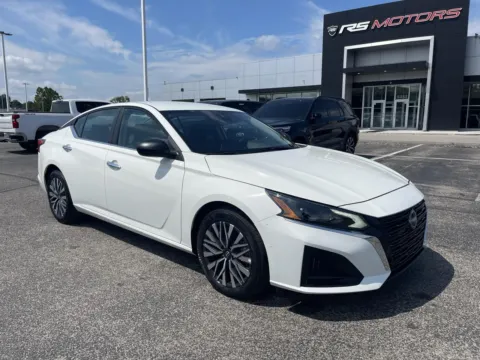 White 2025 Nissan Altima 2.5 SV for sale in Indianapolis, IN