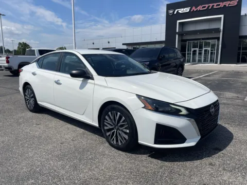 Photos of 2025 Nissan Altima 2.5 SV for sale in Indianapolis, IN at RS Motors