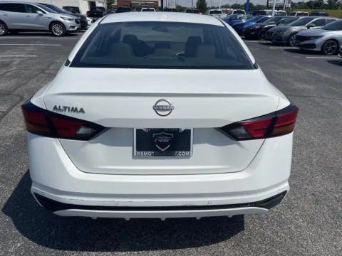 More photos of 2025 Nissan Altima 2.5 SV at RS Motors, IN