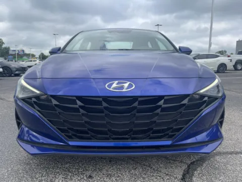 More photos of 2023 Hyundai Elantra SEL at RS Motors, IN