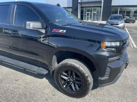 Another view of 2022 Chevrolet Silverado 1500 Limited LT Trail Boss Crew Cab 4WD for sale in Indianapolis, IN at RS Motors