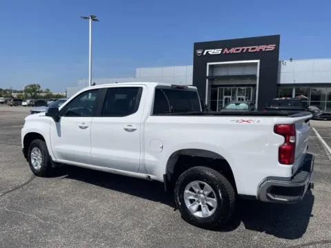 Another view of 2019 Chevrolet Silverado 1500 LT Crew Cab 4WD for sale in Indianapolis, IN at RS Motors