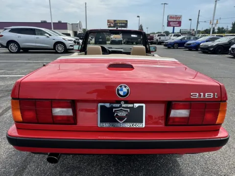 More photos of 1991 BMW 3-Series 318iC at RS Motors, IN