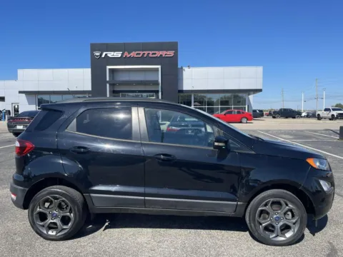 More photos of 2018 Ford EcoSport SES AWD at RS Motors, IN