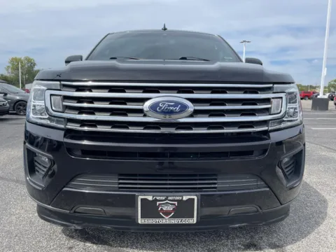 More photos of 2021 Ford Expedition XLT at RS Motors, IN