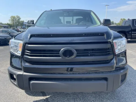 More photos of 2015 Toyota Tundra SR5 5.7L V8 FFV Double Cab 4WD at RS Motors, IN