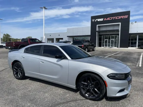 Photos of 2019 Dodge Charger SXT for sale in Indianapolis, IN at RS Motors