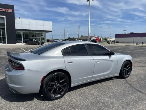 More photos of 2019 Dodge Charger SXT at RS Motors, IN