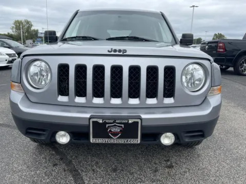 More photos of 2015 Jeep Patriot Sport 2WD at RS Motors, IN