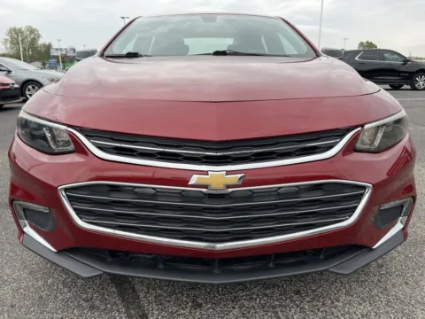 More photos of 2018 Chevrolet Malibu LT at RS Motors, IN
