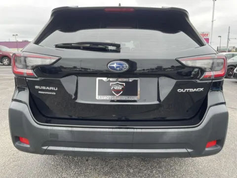 More photos of 2023 Subaru Outback at RS Motors, IN