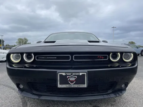 More photos of 2016 Dodge Challenger R/T Plus at RS Motors, IN