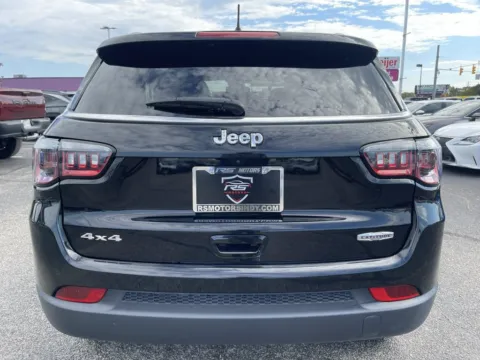 More photos of 2024 Jeep Compass Latitude at RS Motors, IN
