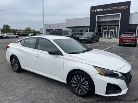 Photos of 2026 Nissan Altima 2.5 SV for sale in Indianapolis, IN at RS Motors