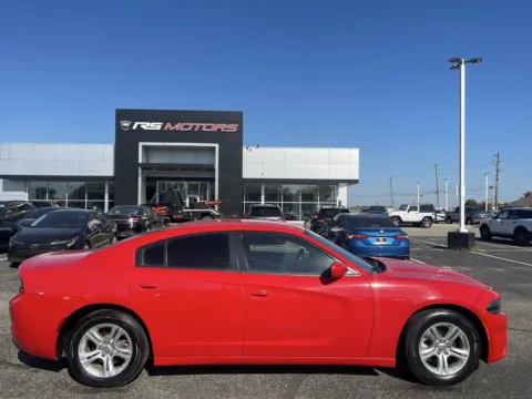 More photos of 2022 Dodge Charger SXT at RS Motors, IN