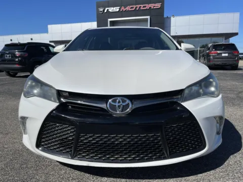 More photos of 2016 Toyota Camry SE at RS Motors, IN