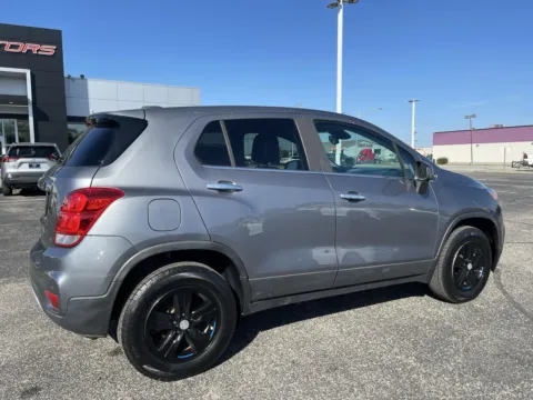 More photos of 2020 Chevrolet Trax LT AWD at RS Motors, IN