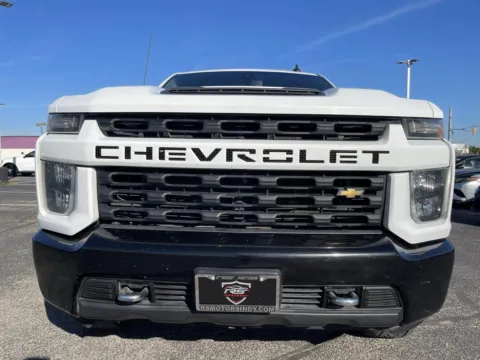 More photos of 2022 Chevrolet Silverado 2500 HD Custom Crew Cab Long Box 4WD at RS Motors, IN