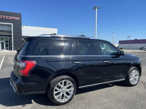 More photos of 2019 Ford Expedition Platinum 4WD at RS Motors, IN