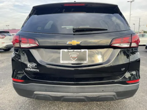 More photos of 2022 Chevrolet Equinox LT 2WD at RS Motors, IN