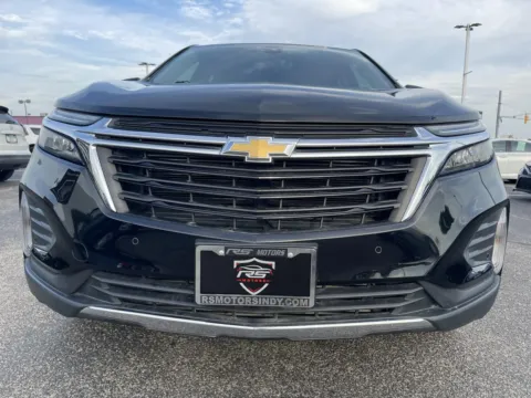 More photos of 2022 Chevrolet Equinox LT 2WD at RS Motors, IN