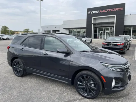 Photos of 2022 Chevrolet Equinox RS for sale in Indianapolis, IN at RS Motors