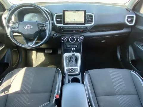 More photos of 2023 Hyundai Venue SEL at RS Motors, IN