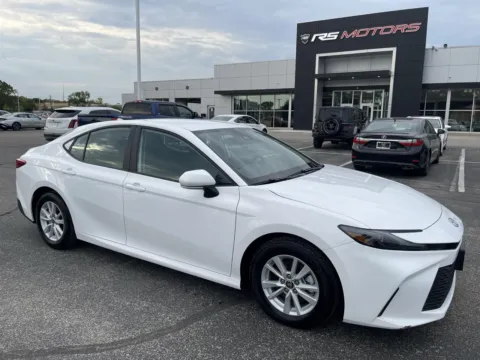 White 2026 Toyota Camry Hybrid LE for sale in Indianapolis, IN