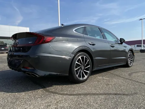 More photos of 2020 Hyundai Sonata SEL Plus at RS Motors, IN