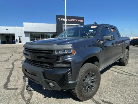 Another view of 2021 Chevrolet Silverado 1500 LT Trail Boss Crew Cab 4WD for sale in Indianapolis, IN at RS Motors