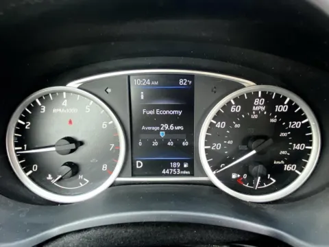 More photos of 2019 Nissan Sentra SR at RS Motors, IN