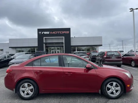 More photos of 2014 Chevrolet Cruze 1LT at RS Motors, IN