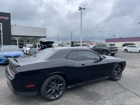 More photos of 2021 Dodge Challenger SXT at RS Motors, IN