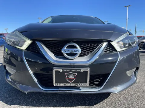 More photos of 2016 Nissan Maxima SR at RS Motors, IN