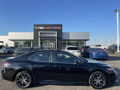 More photos of 2021 Toyota Camry SE at RS Motors, IN