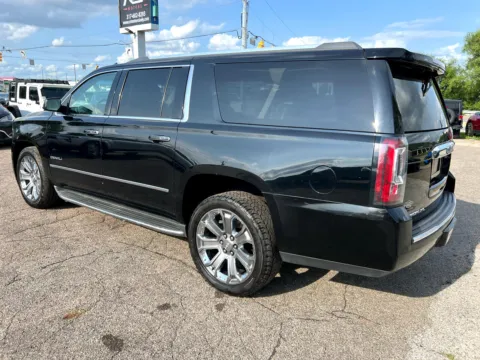More photos of 2016 GMC Yukon XL Denali at RS Motors, IN