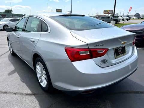 More photos of 2018 Chevrolet Malibu LT at RS Motors, IN
