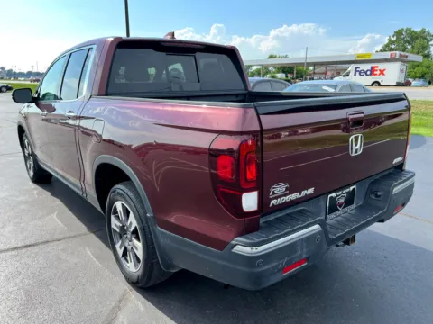 More photos of 2019 Honda Ridgeline RTL-E at RS Motors, IN