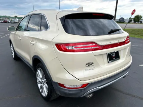 More photos of 2018 Lincoln MKC Reserve at RS Motors, IN